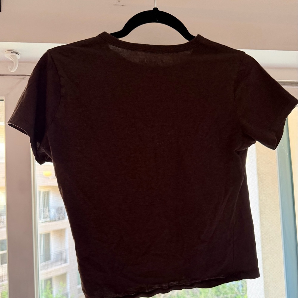 Abercrombie & Fitch Essential Polished Body-Skimming Tee - Picture 4 of 4